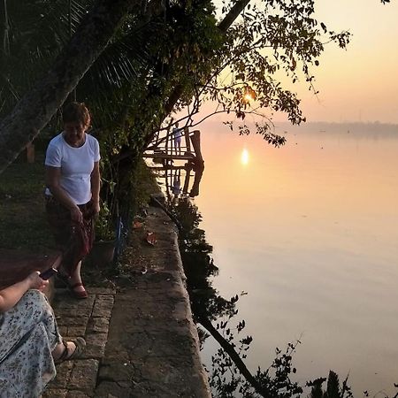 Ashtamudivillas Kollam Bagian luar foto