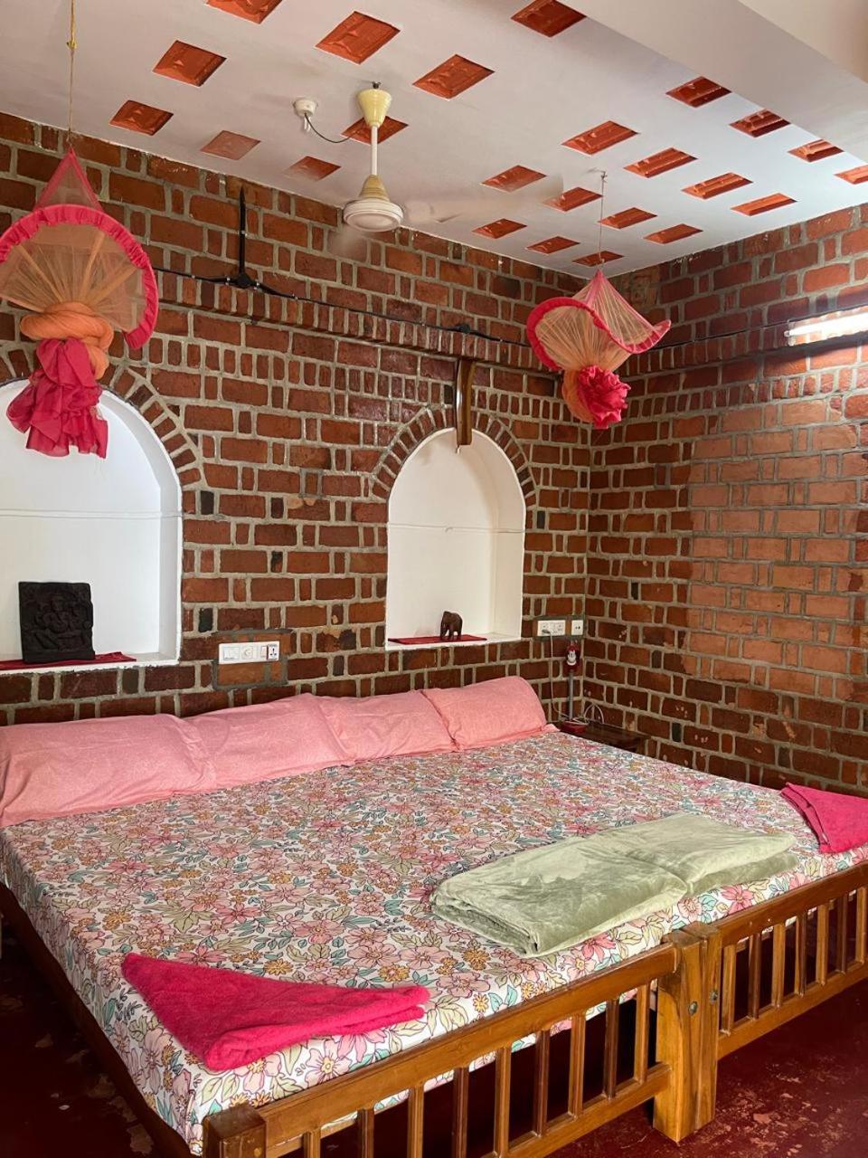 Ashtamudivillas Kollam Bagian luar foto