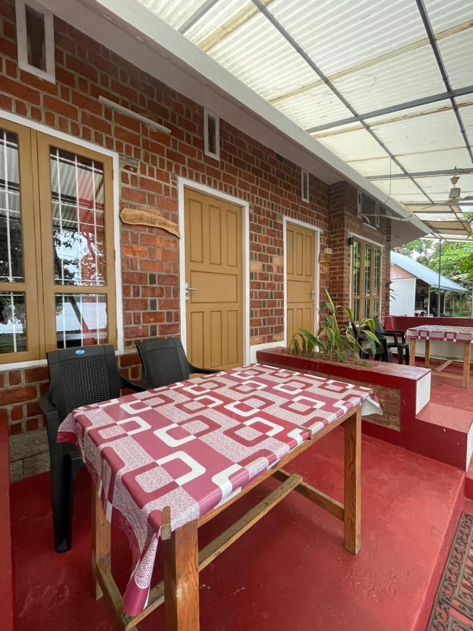 Ashtamudivillas Kollam Bagian luar foto