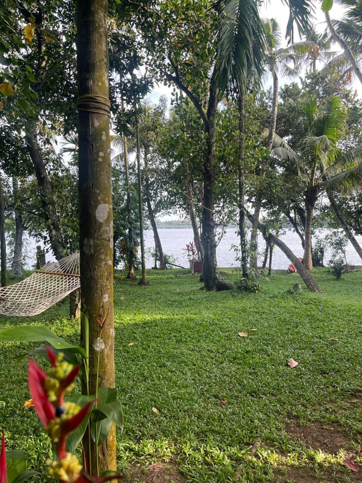 Ashtamudivillas Kollam Bagian luar foto